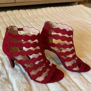 NWT Kelly & Katie heels